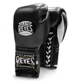 Cleto Reyes Traditional Lace Sparring Boxing Glove 7 Cleto Reyes Traditional Lace Sparring Boxing Glove -Venum Shop cleto lace black