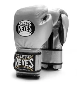Cleto Reyes Velcro Sparring Boxing Gloves -Venum Shop cleto velcro platinum 1