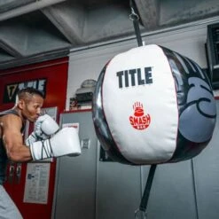 TITLE Mammoth Smash Bag Double End Bag -Venum Shop mammoth bag 4