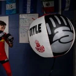 TITLE Mammoth Smash Bag Double End Bag -Venum Shop mammoth bag 5