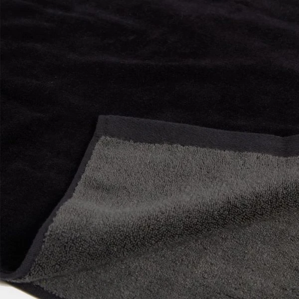 Nike Sport Towel 3 Nike Sport Towel - Image 3