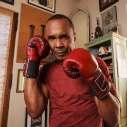 TITLE Boxing Sugar Ray Leonard Throwback Leather Bag Gloves -Venum Shop tb164 5
