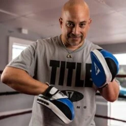 TITLE Flurry Micro Pro Punch Mitts 10 TITLE Flurry Micro Pro Punch Mitts -Venum Shop tb735 4