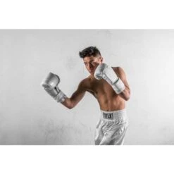TITLE White Heavy Bag Gloves -Venum Shop title boxing jessie 07 1
